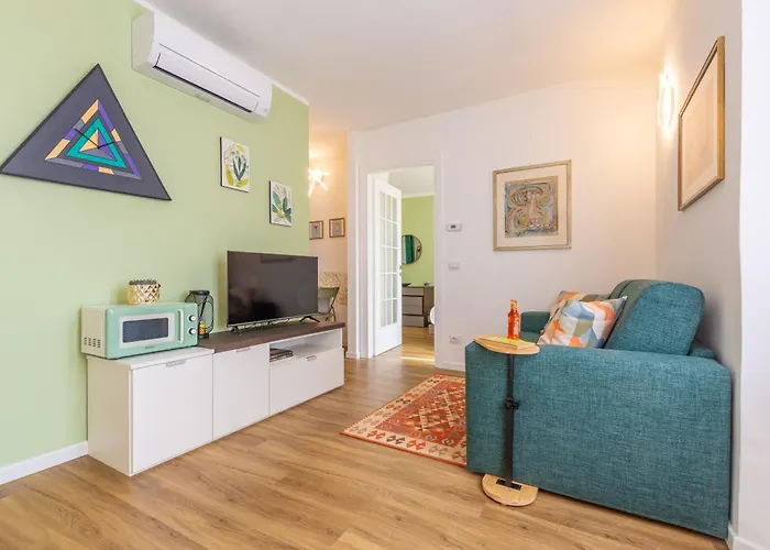 Apartman Il Glicine - Vista Mozzafiato, Zona Isola, Vicino Metro M3 M5 E Stazione *