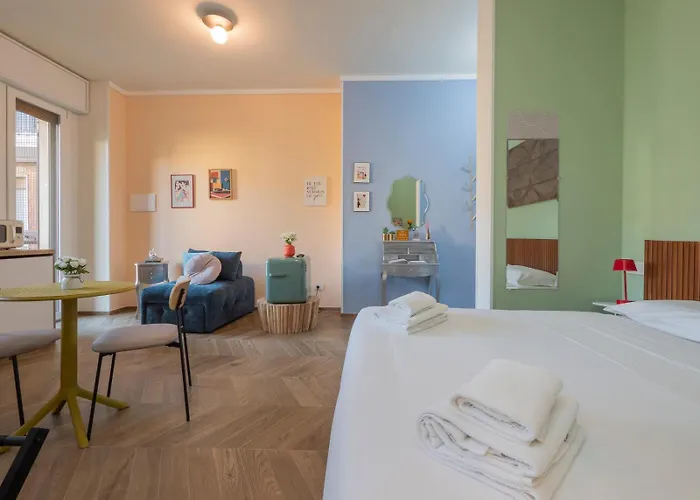 Xenia - At Via Boncompagni 7 Milano