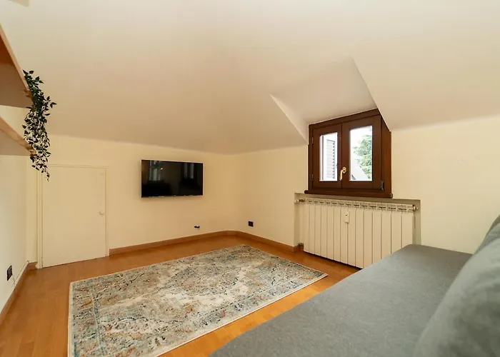 Cozy Attic With Terrace And Ac And Wifi *