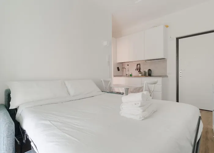 Guesthost - Comfy Balcony X4 Turro *