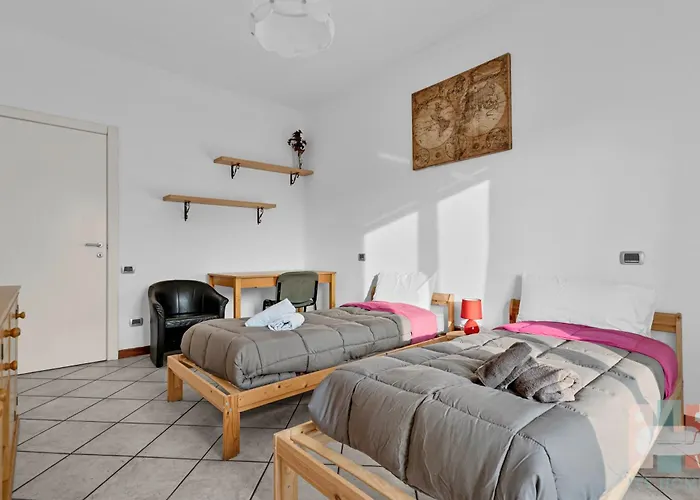 Mar19 Ampio E Luminoso A Comfort E Metro A Due Passi شقة