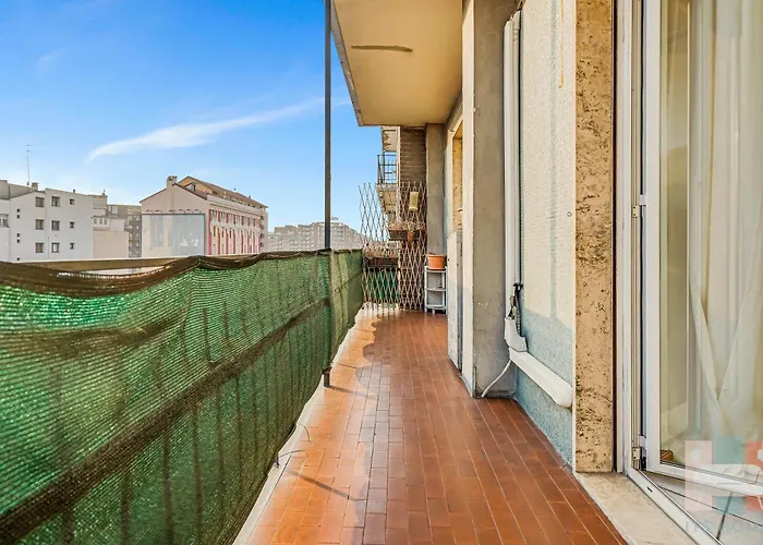 Mar19 Ampio E Luminoso A Comfort E Metro A Due Passi شقة ميلان