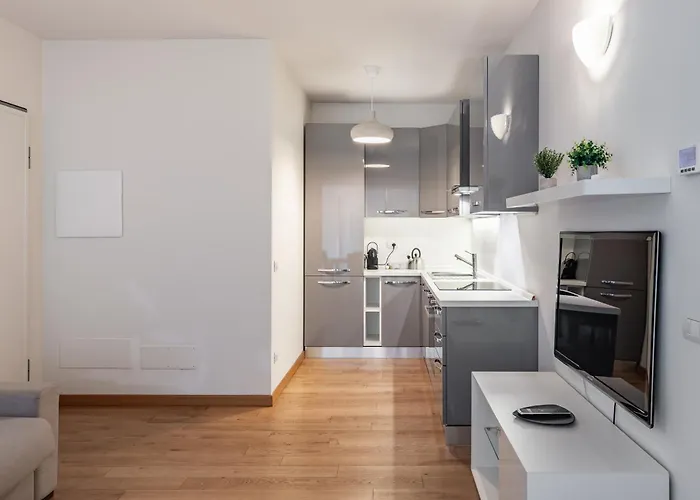 Апартаменты Beco Sempione New *