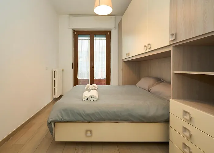 Daire 3 Flat, 15 Minutes From Navigli-humanitas