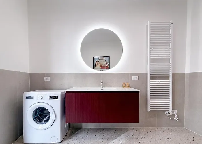 아파트 Orange In The Heart Of