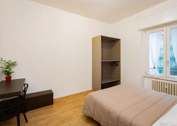 Andrea's Flat Studies * Milano