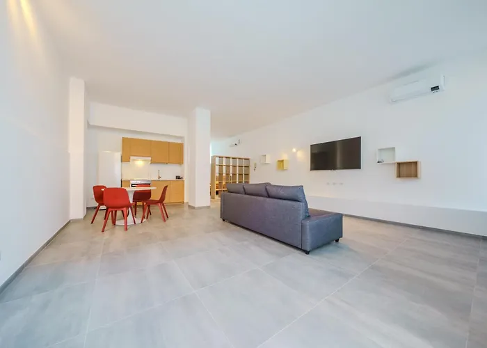 Casa Stadera - Metro Abbiategrasso & Parking * Milánó