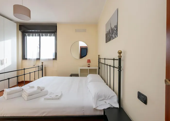 Appartamento I Host - Russoli 7 Milano