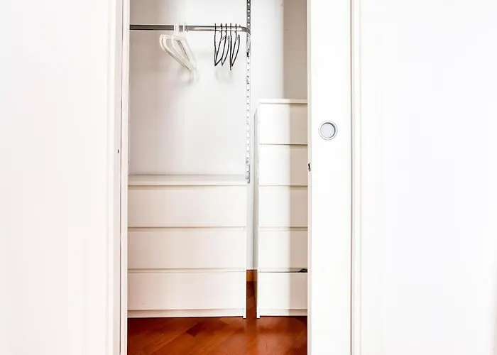 Easylife - - Campionesi 3 - Porta Romana * Milán