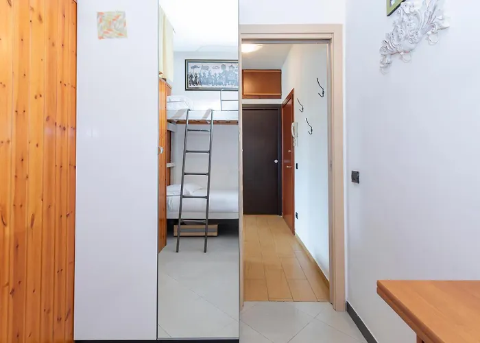 I-host 2br With Balcony Porta Romana
