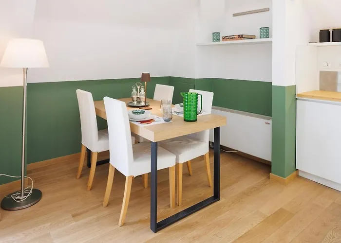 דירה Cozy Flat In The Heart Of