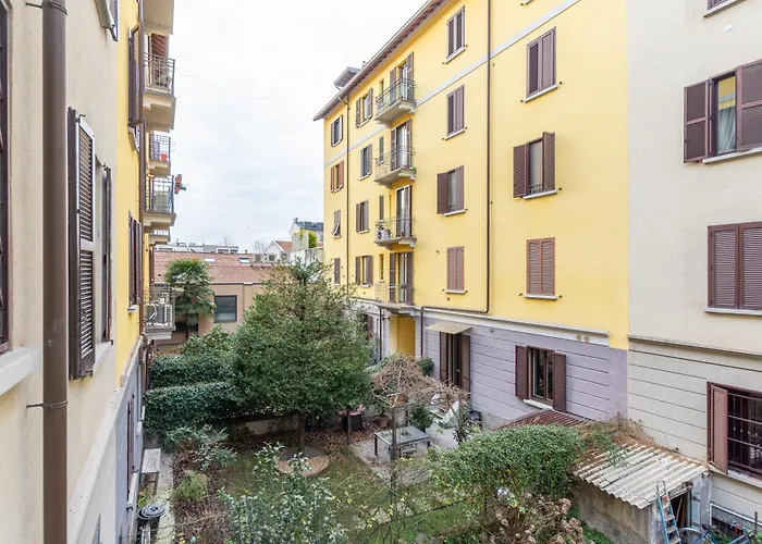 I-host Spacious 2br Near Center