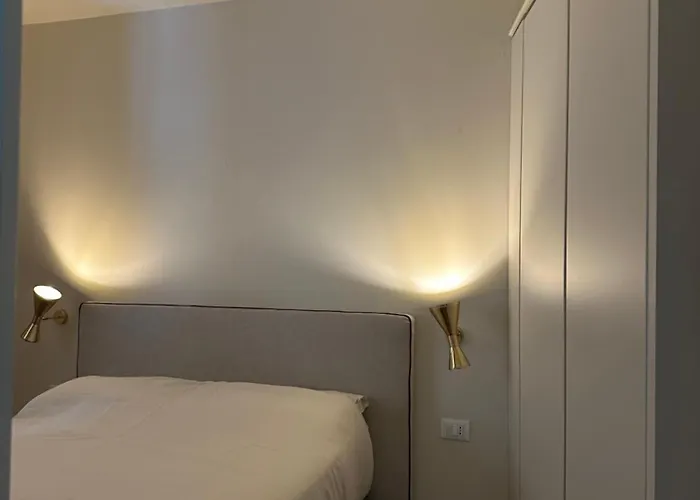 Old Town - Duomo Luxury Boutique