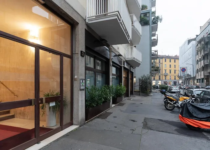 Guesthost - Luxury De Angeli, Lägenhet Milano