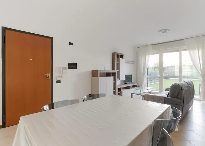 Guesthost - Rogoredo Cozy Flat With Garden Milano