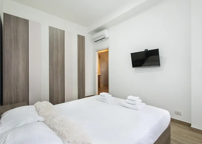 Apartment Magnolia - 18c Visconti Duomo