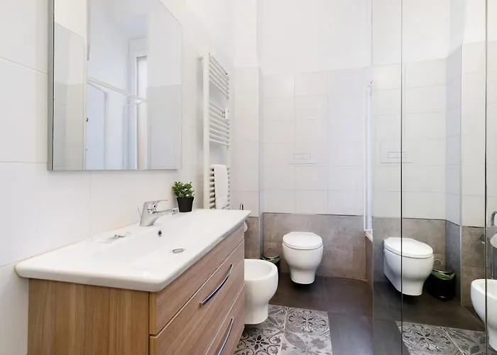 Elegance & Comfort I Balcony I Metro 200m *