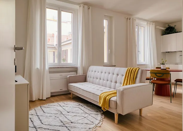 Modern And Strategic 1-br Flat D - Station Milán