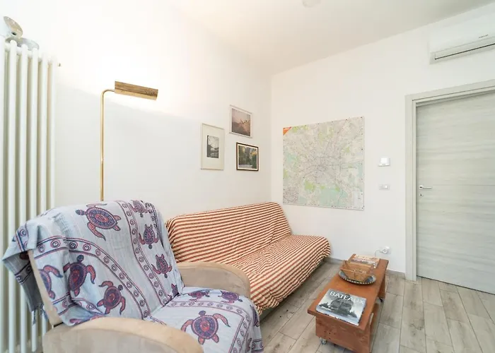 Large Modern With Wifi And Ac * ميلان