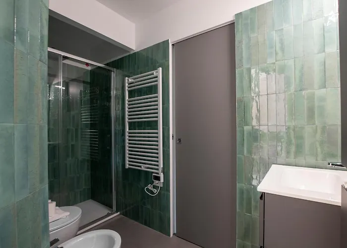 Bright Floor Flat With Balconies & Ac - Loreto & Porta Venezia Μιλάνο