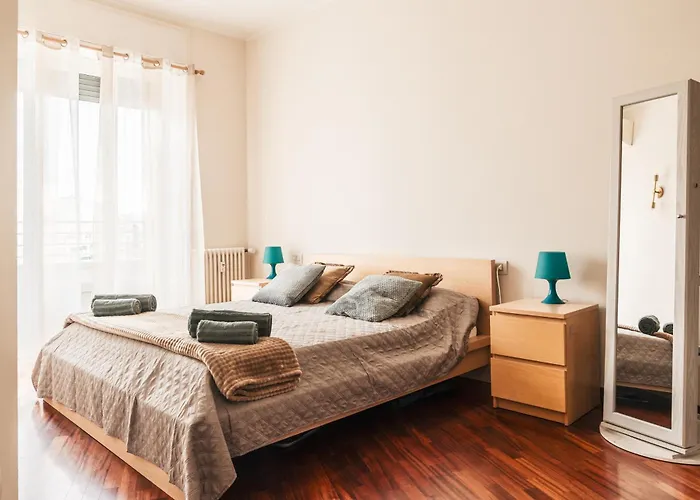 Murat - Isola District & M5 Marche *