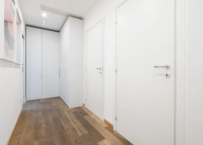 Easylife - - Turin 68p4 - Duomo * מילאנו