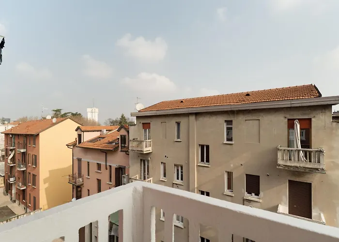 Guesthost - Comfy Balcony X4 Turro Milán