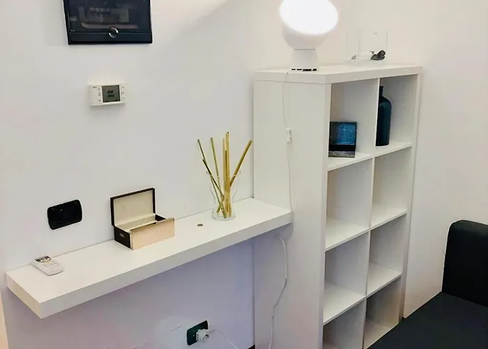 Navigli Comfort Metro Romolo Iulm & Unipol Forum Apartmán Milán