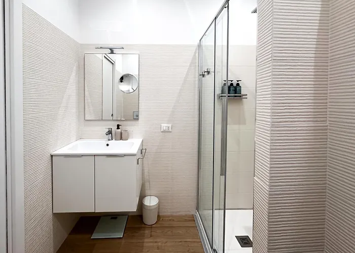 Boutique 60mq Tra Sempione & Citylife With Space * Milánó