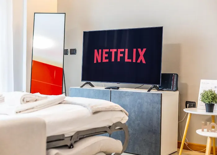 Santa Giulia Bright With 2 Terraces דירה