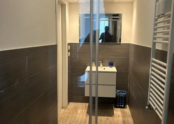 In The Loreto Area, Mm1 Pasteur Daire