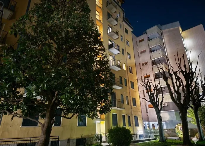 Navigli Iulm Apartamento *