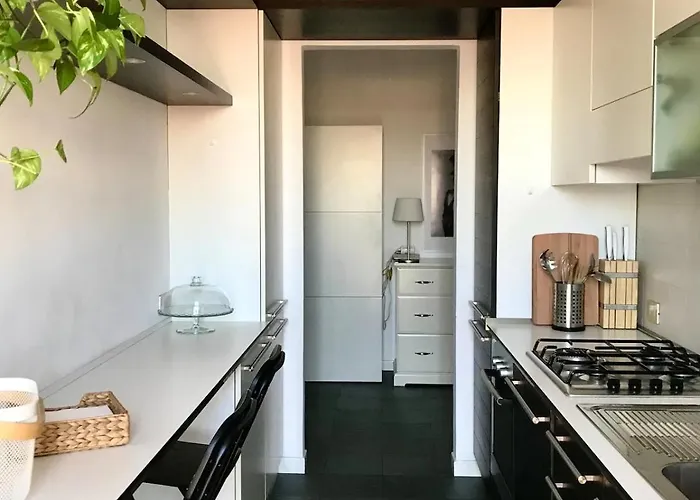 Porta Venezia Panoramic Two-room *