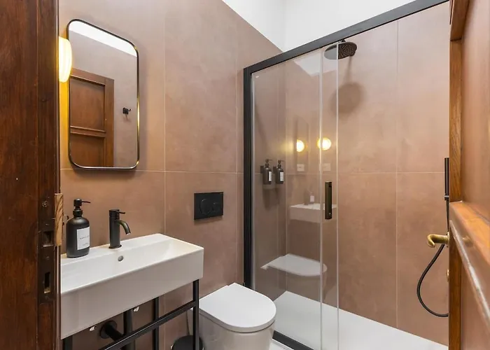 Appartamento Rosenhome 2 - Vercelli - San Siro - Ippodromo - De Angeli *