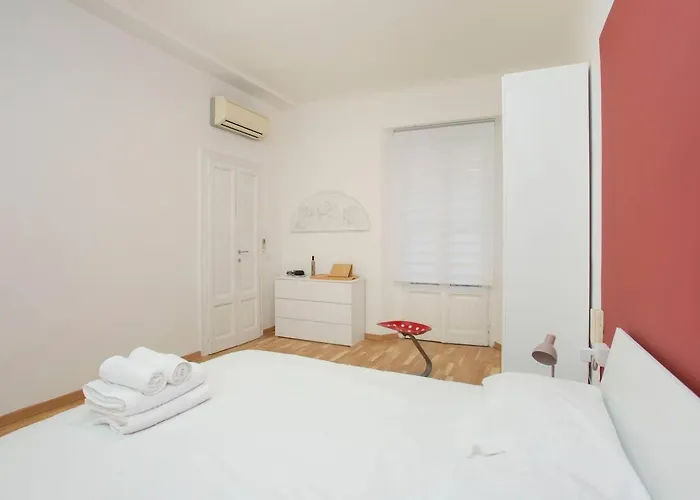 Stayeasy Monti29 - Cadorna & Castello Sforzesco Apartamento Milão