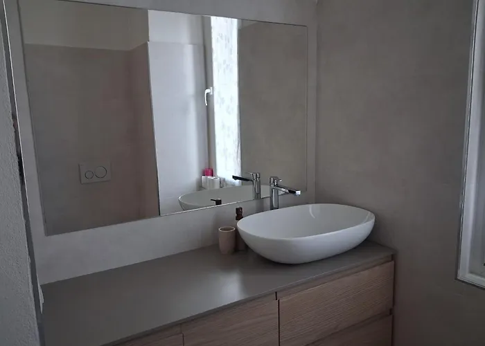 Stylish Renovated Flat In The Heart Of Tortona Design District * Milano