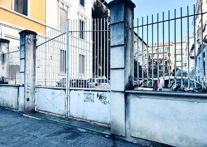 Colored House Apartment Milan