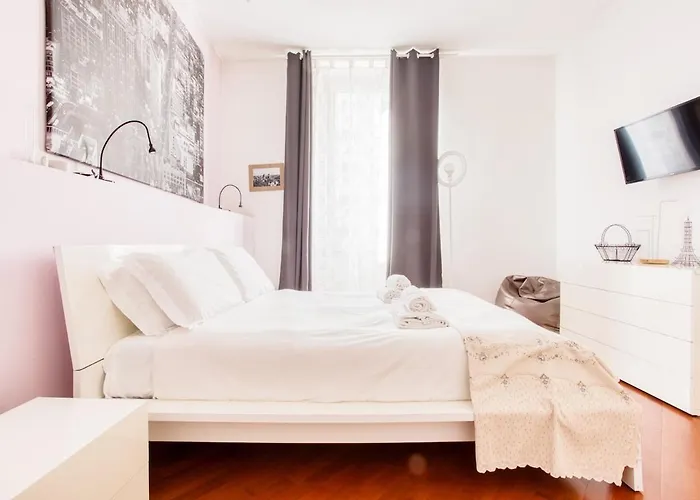 Easylife - - Campionesi 3 - Porta Romana Apartament