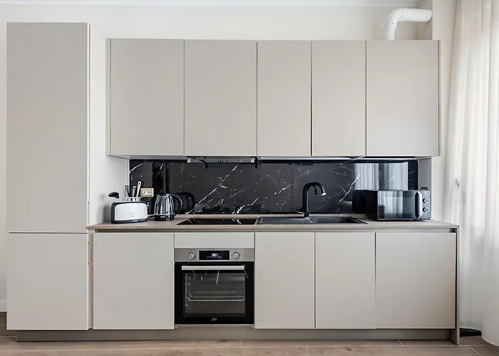 Διαμέρισμα Viale Sarca - 2 Bdr Near Metro, Bicocca