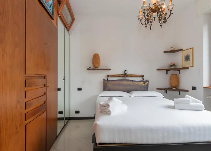 I-host 2br With Balcony Porta Romana * Milano