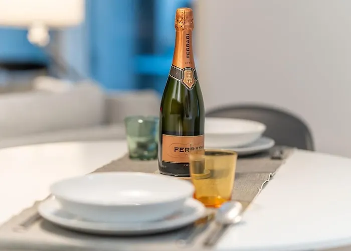 Duomo-sempione, Luxury With Balcony - M5 Apartman