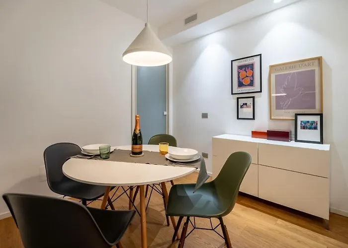 Duomo-sempione, Luxury With Balcony - M5 *