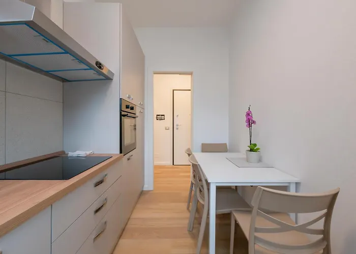 Luminoso E Moderno Vicino Metro Apartmán Milán