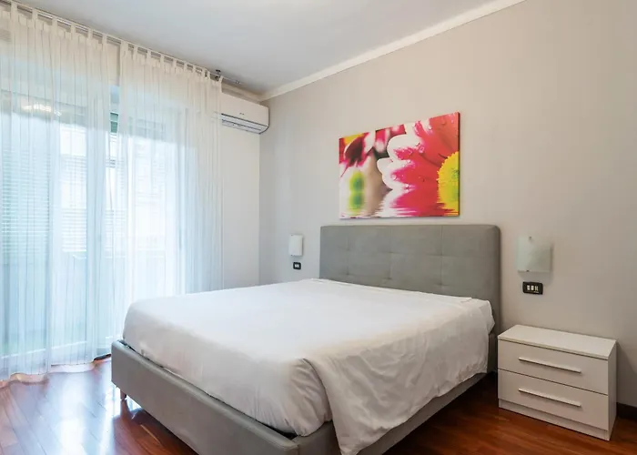Modern 2-bed Workspace - Ac - Largo Dominioni - Casa Matildi ミラノ