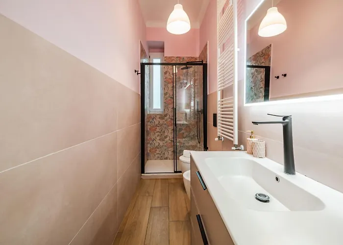Domus *