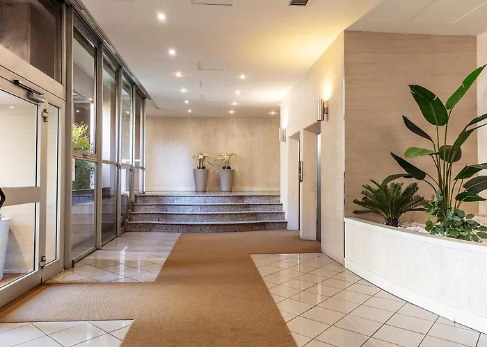 Vivere Tra I Grattacieli Iconici Di - Porta Nuova