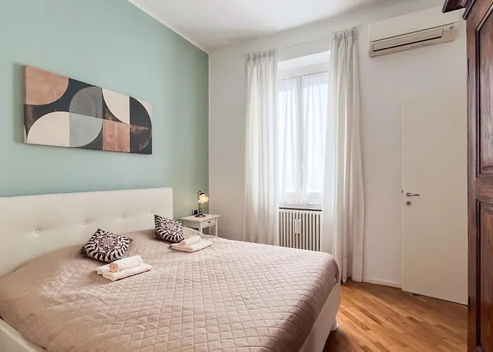 アパート Porta Venezia Elegante ミラノ