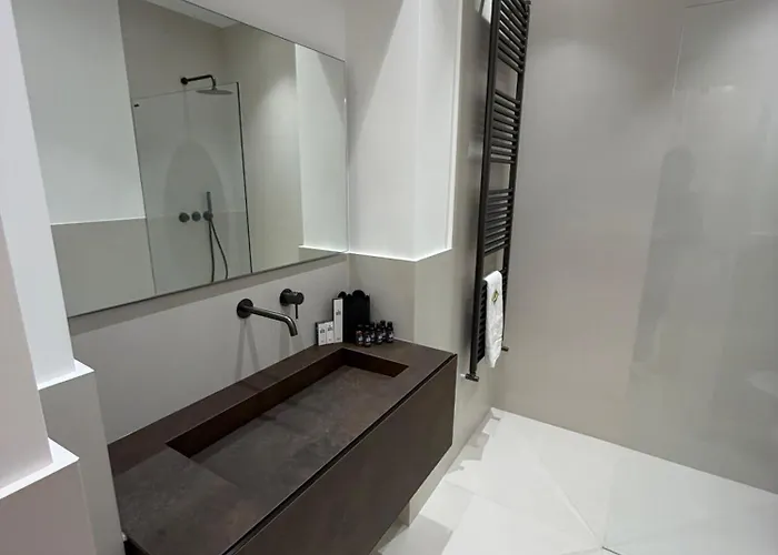 Maisons Via Dei Piatti - Mono * Milano