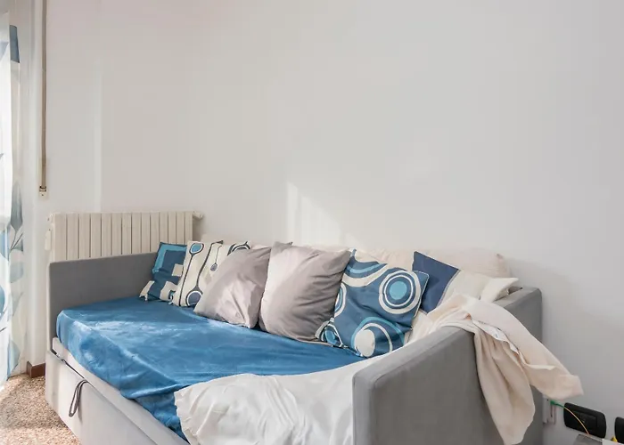 Homelovers Bright&white House Navigli District *