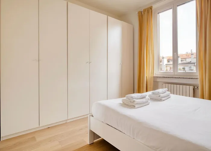 Modern And Strategic 1-br Flat D - Station Milán